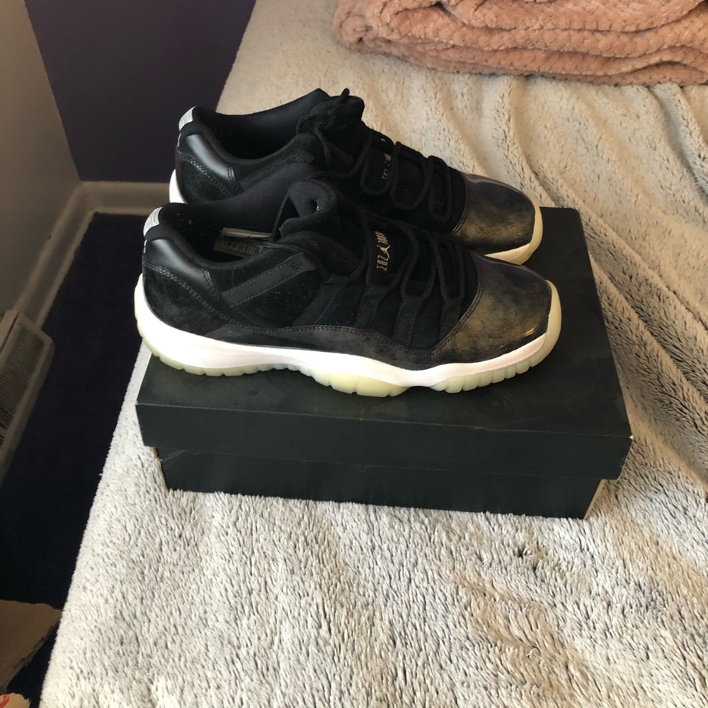 Jordan 11 Retro Low Barons